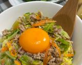春キャベツと豚ミンチの彩り丼♪作り方5写真