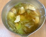 エビとキャベツのおかず中華スープ作り方3写真