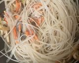 グルテンフリー！鮭とキノコの焼きビーフン作り方2写真