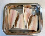 時短・簡単！塩鯖のトマトジュース煮作り方1写真