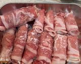お弁当にも人気♪甘辛味の肉巻き作り方4写真