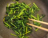 かき菜のしょうゆ炒め作り方3写真