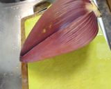 バナナの花、パクチー、燻製笹身のサラダ作り方1写真