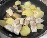 カレー塩で簡単！鯖とポテトのカレーソテー作り方4写真