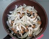 あと1品に♪玉ねぎとしめじのおかかバタポン炒め作り方3写真
