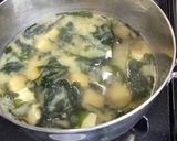 調理実習　わかめと豆腐の味噌汁作り方4写真