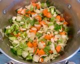本場のミネストローネ（野菜具沢山スープ）作り方3写真