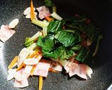 ごぼうと彩り野菜の塩こうじ炒め作り方10写真