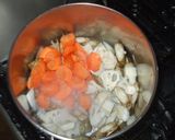 蓮根ごぼう煮物♪簡単豚肉根菜煮物作り方4写真