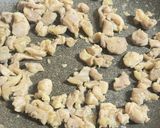 鶏肉とキャベツのやみつきガリバタ混ぜご飯作り方2写真