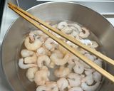 エビとトマトクリームパスタ作り方1写真