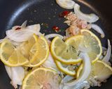 ツナとたまねぎのレモンペペロンチーノ🍋🍝作り方4写真