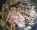 鶏ひき肉もやしブロッコリーの にんにく醤油炒め作り方7写真