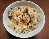 今夜の晩御飯♪旨だしと松葉の炊き込みご飯作り方4写真