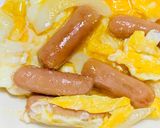 とろ〜りチーズの簡単朝食！ウインナ卵玉葱炒め作り方5写真