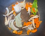 ワンパンしめじの和風ソース焼きそば作り方3写真