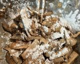 ごぼうと舞茸の甘辛…揚げ…なの？作り方6写真