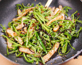 ピーマンとさつま揚げの大葉塩昆布和え🤤作り方4写真
