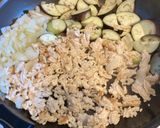 簡単＊鶏むね茄子のとろ〜りオムハヤシ丼作り方2写真