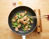 鶏肉とアスパラのマーマレード炒め作り方4写真