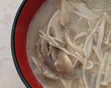簡単★昼食！きのこのコンソメミルクスープ作り方3写真