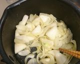じゃが芋と玉ねぎの味噌スープ風作り方1写真
