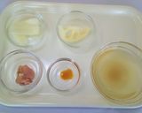 【離乳食後期】鶏肉とれんこんのスープ作り方1写真