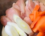 鶏肉のあまからスキヤキ鍋作り方1写真