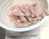 牛脂香る…なすとマグロの甘辛微酸っぱ炒め作り方1写真