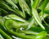 ピーマンと鶏ささみの胡麻マヨ和え作り方1写真