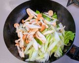 サラダチキンと白菜のコンソメ炒め作り方3写真