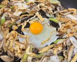 長ネギ・しめじ・油あげの卵とじ作り方7写真