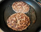 肉肉しい目玉焼きハンバーグ作り方9写真