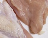鶏肉下ごしらえ骨付き手羽中の骨抜き下処理作り方3写真