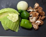 【簡単夕食】柔らか鶏胸肉と春キャベツで回鍋肉風作り方1写真