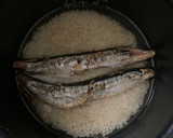 炊飯器で簡単秋刀魚の炊き込みご飯作り方2写真