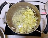 (10分できる)筍とベーコンの炒め物作り方2写真