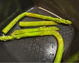 夏野菜！芯まで柔らかアスパラの丸ごと焼き作り方3写真