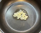 ピーマンとウインナーのガーリック炒め作り方1写真