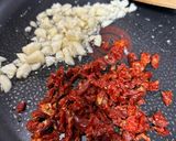 蛸とドライトマトのペペロンチーノ作り方3写真