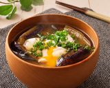 焼きなすと落とし卵の味噌汁作り方7写真