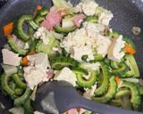 トマトとベーコンの洋風ゴーヤチャンプル😋作り方11写真