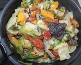 ドライトマト入り野菜のアヒージョ作り方1写真