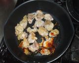 鶏肉舞茸豆板醤炒め♪簡単ピリ辛炒め作り方5写真