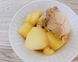 骨付き鶏肉の汁ビーフン作り方1写真