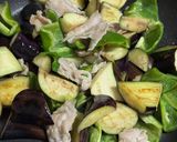 サツマイモと野菜達の炒めもの(身内専用)作り方4写真