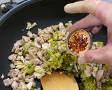 アヒージョの残り物でチャーハン作り方3写真