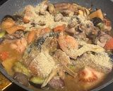 今夜の夕飯に是非❤️鶏もも肉味噌トマト炒め作り方5写真