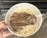 材料3つ・電子レンジでカレーうどん♪作り方3写真