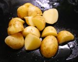 簡単！煮込まない中華肉じゃが☆新じゃが作り方2写真